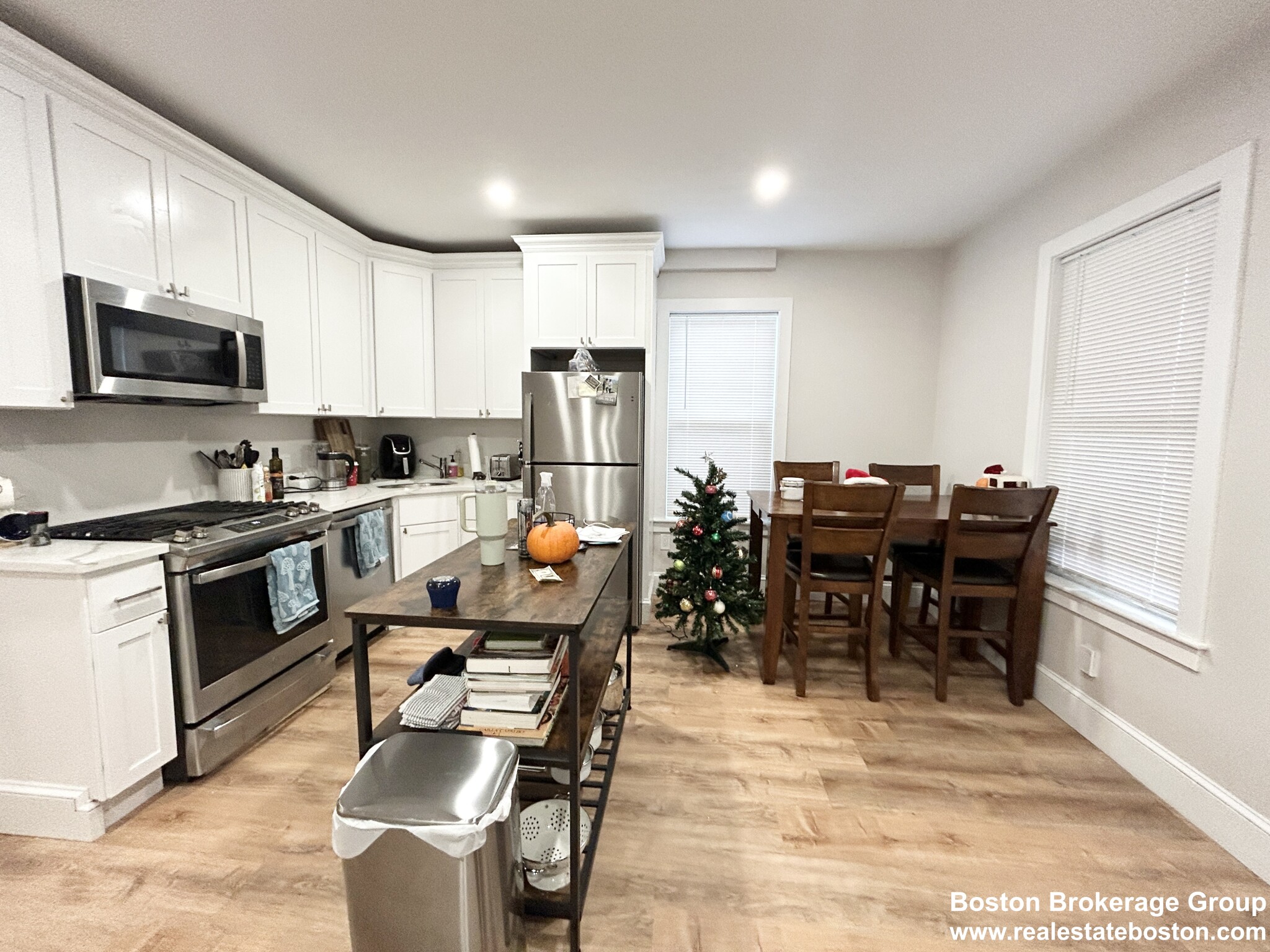 102 Buttonwood St, Dorchester