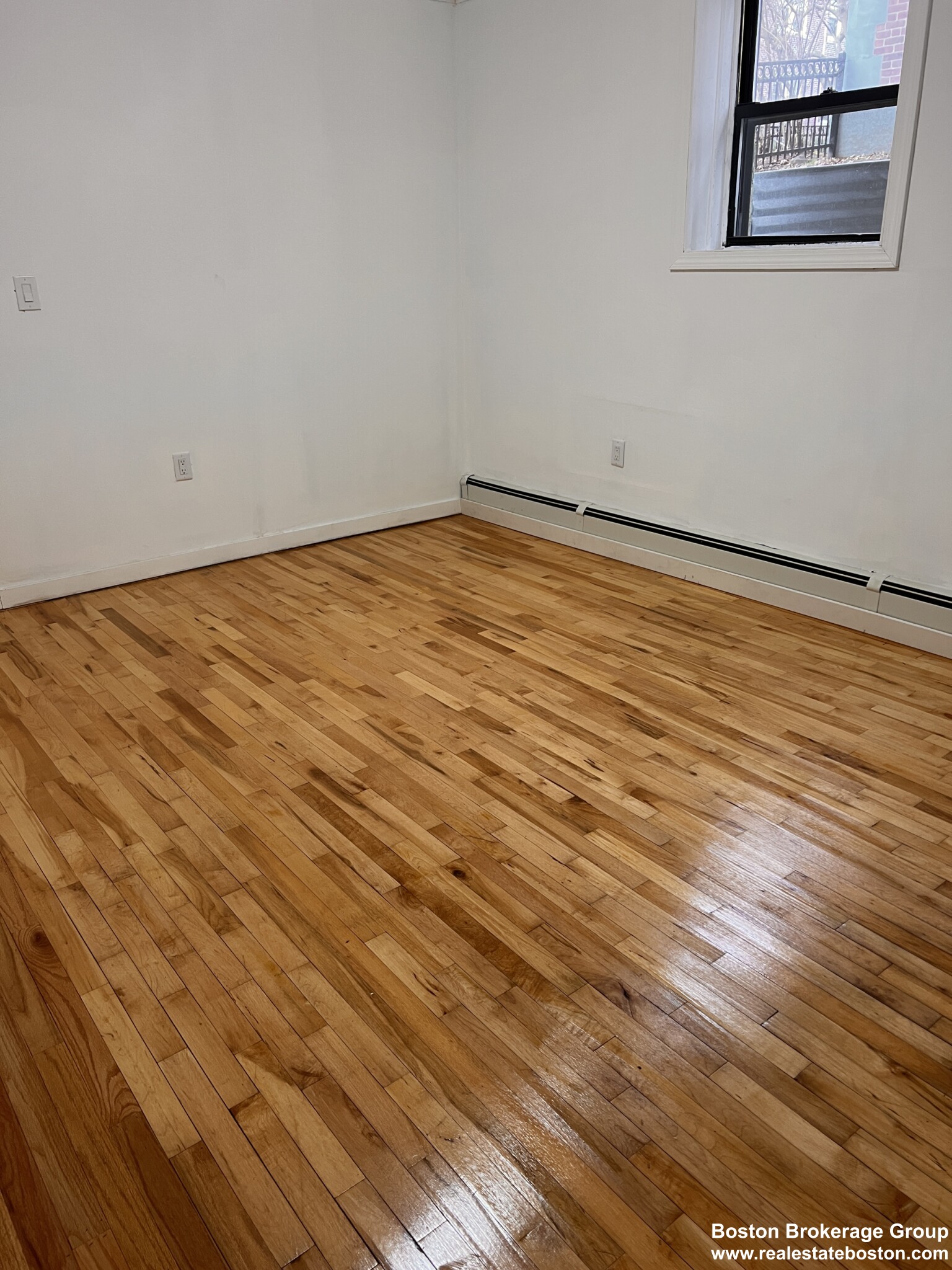 15 Park Vale Ave, Allston