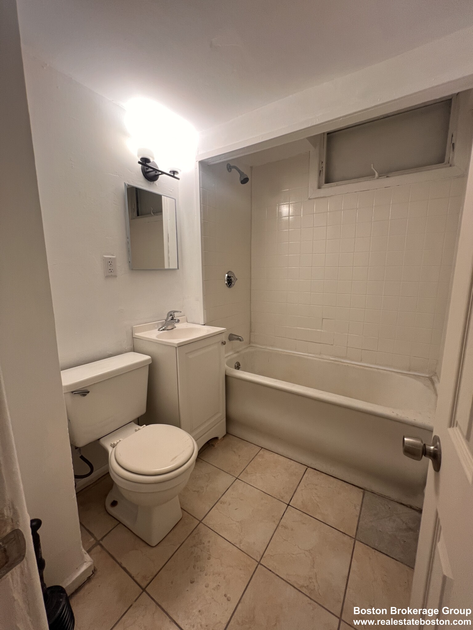 15 Park Vale Ave, Allston