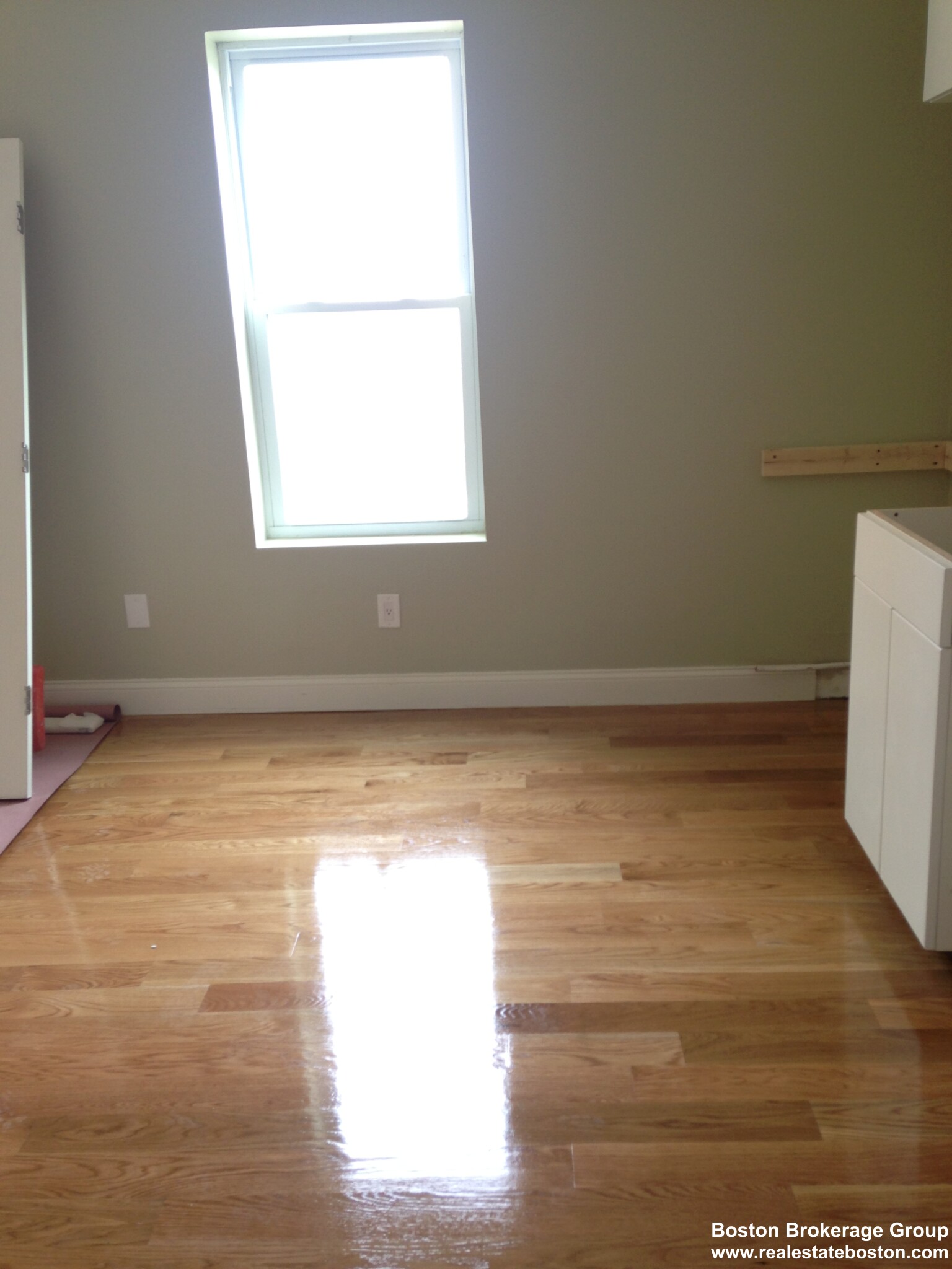 4 Kearsarge, Roxbury