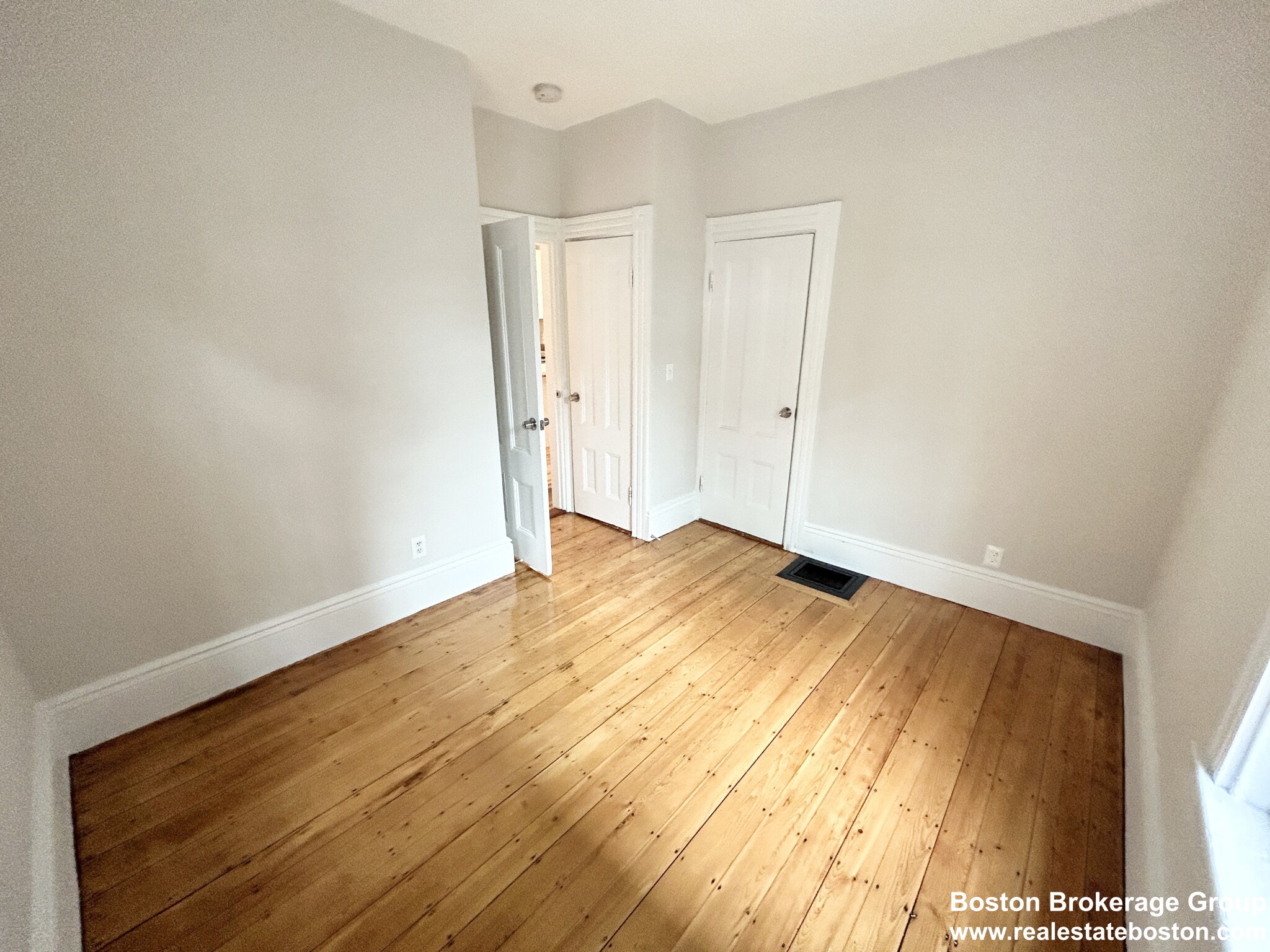 Photos of apartment on Buttonwood St.,Boston MA 02125