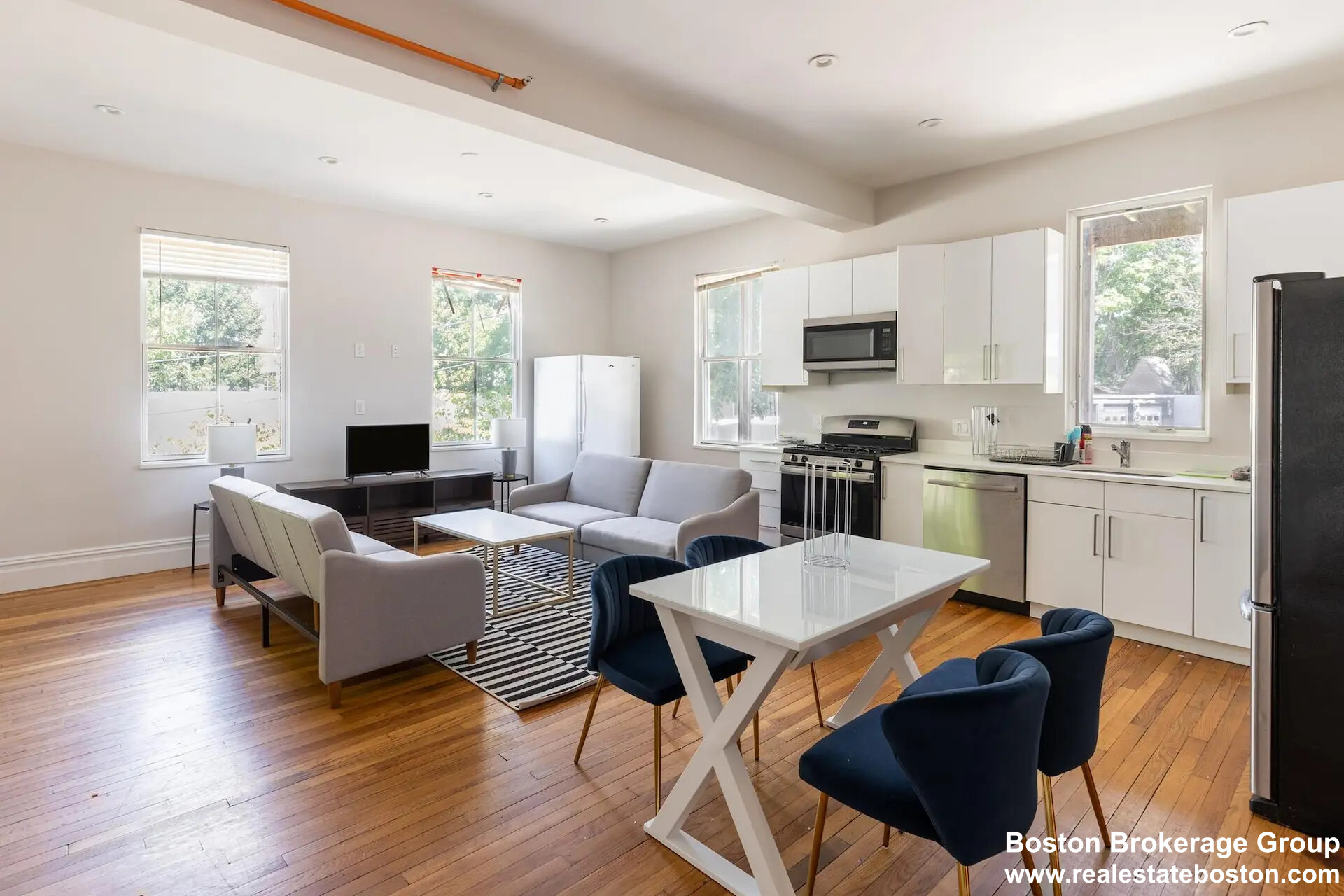 Photos of apartment on Cedar St.,Boston MA 02119