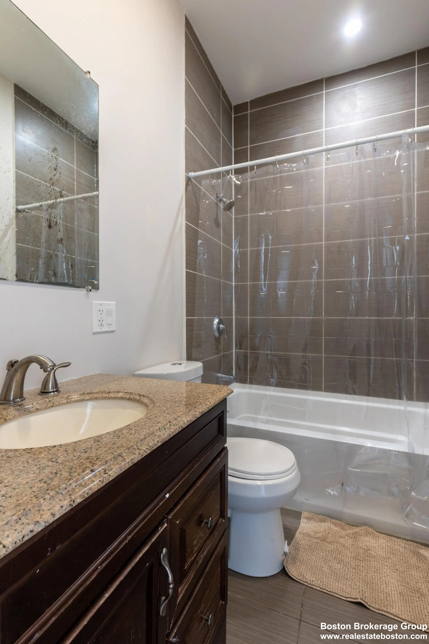 Photos of apartment on Cedar St.,Boston MA 02119