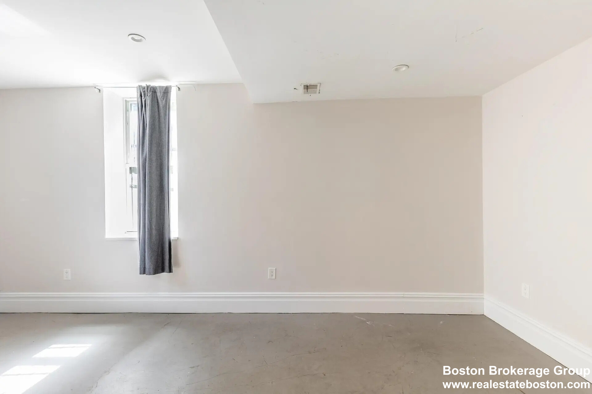 Photos of apartment on Cedar St.,Boston MA 02119