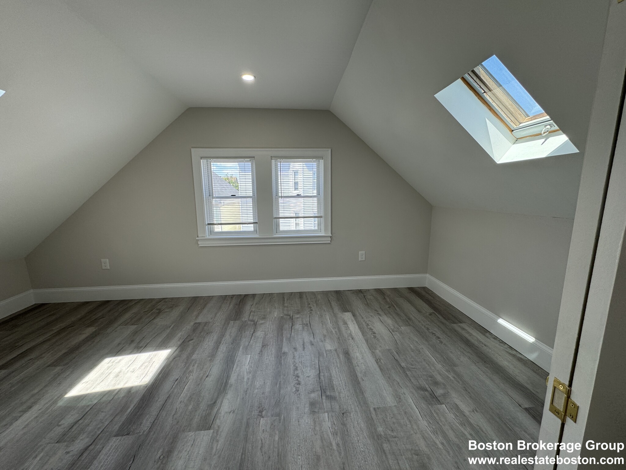 Photos of apartment on Sydney St.,Boston MA 02125