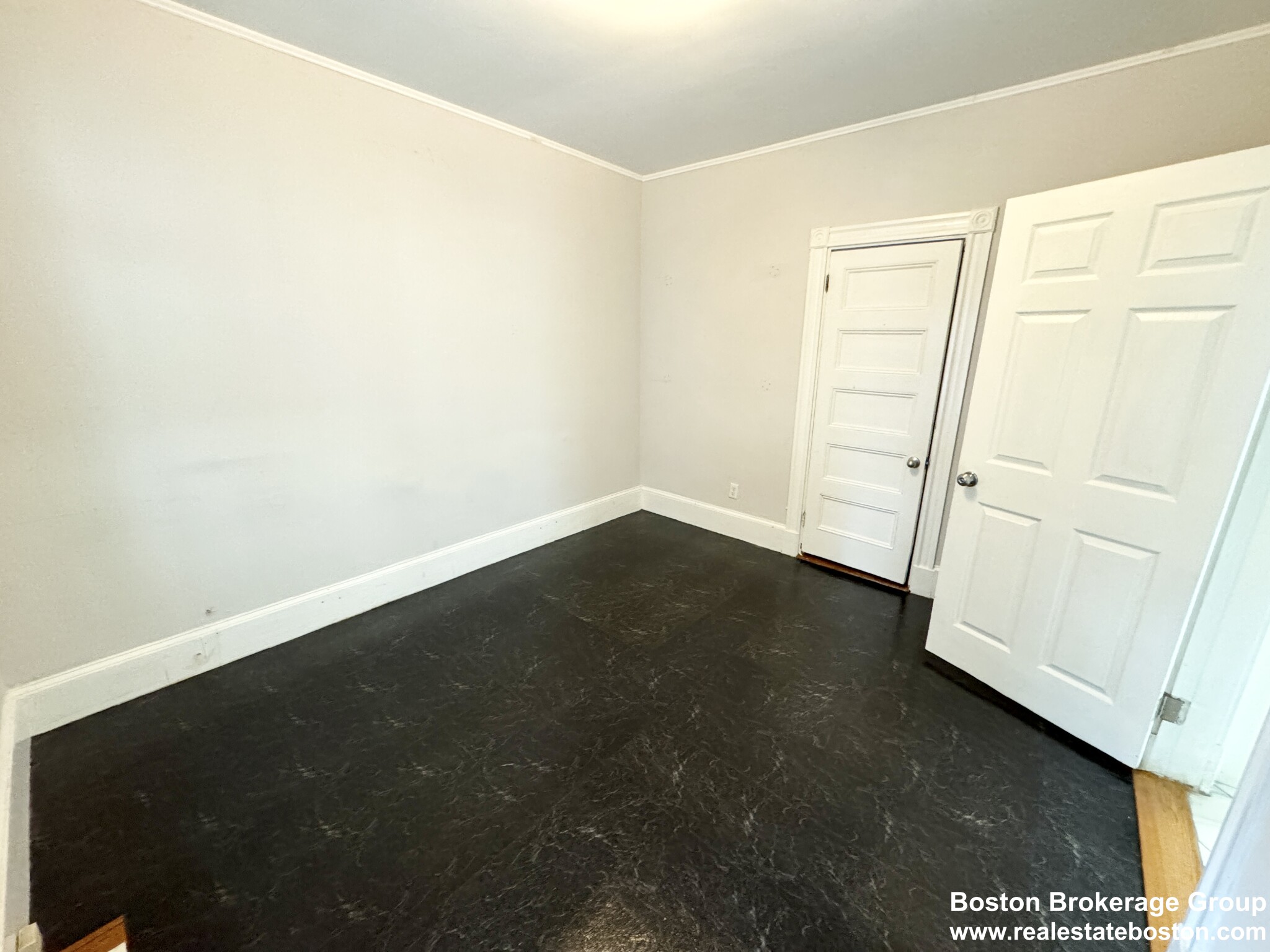 61 Crescent Ave, Dorchester