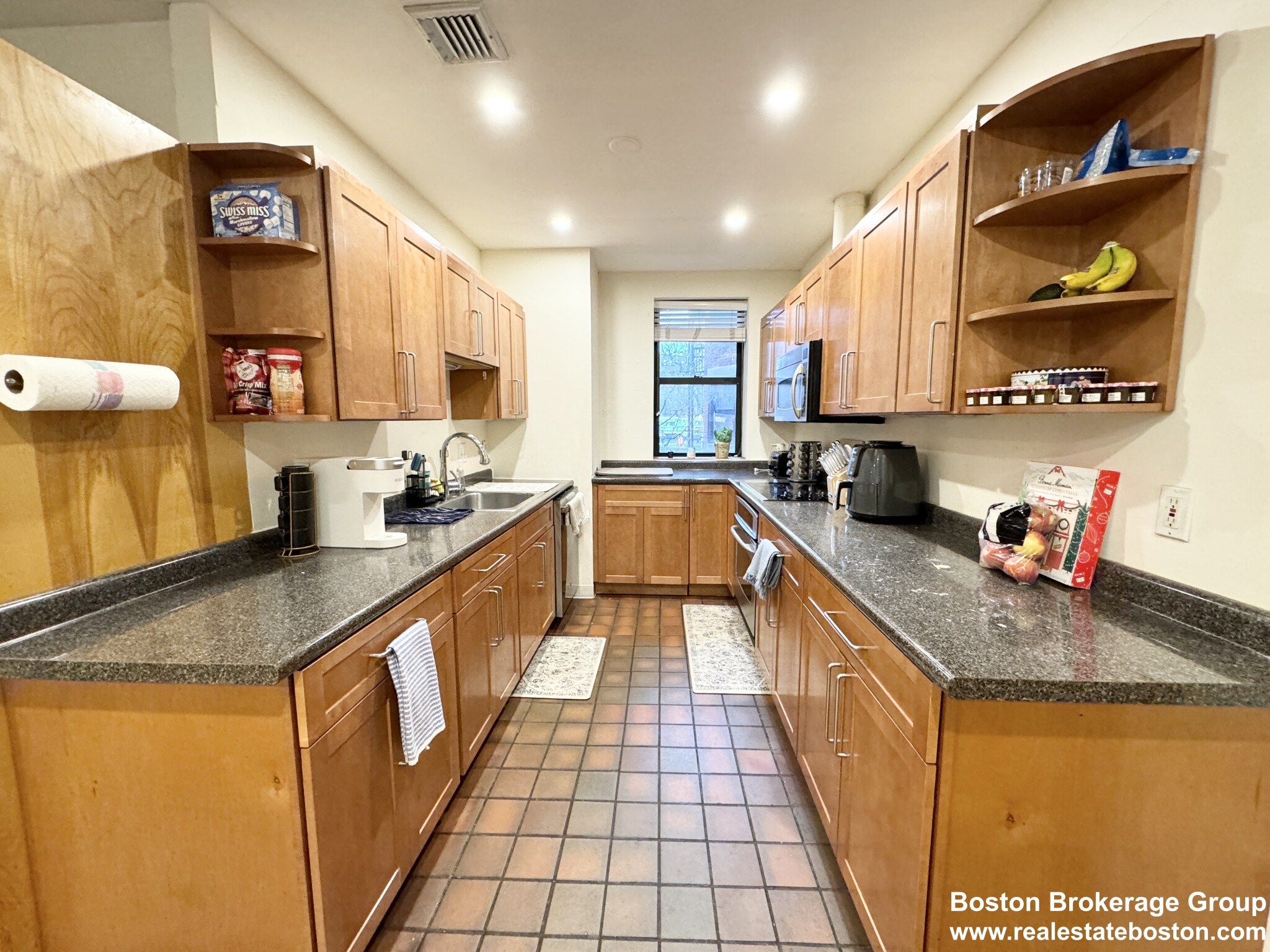 96 Gainsborough St. - Fenway