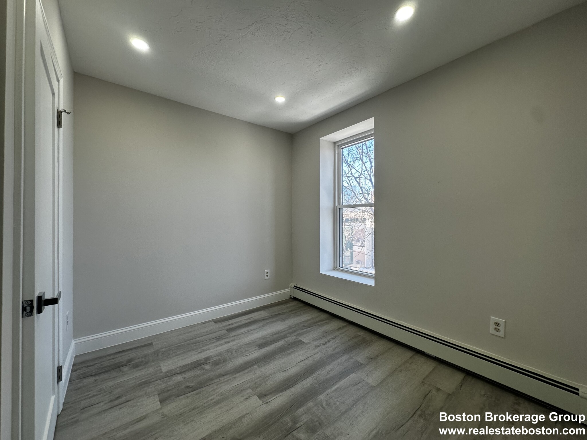 Photos of apartment on Hammond St.,Boston MA 02120