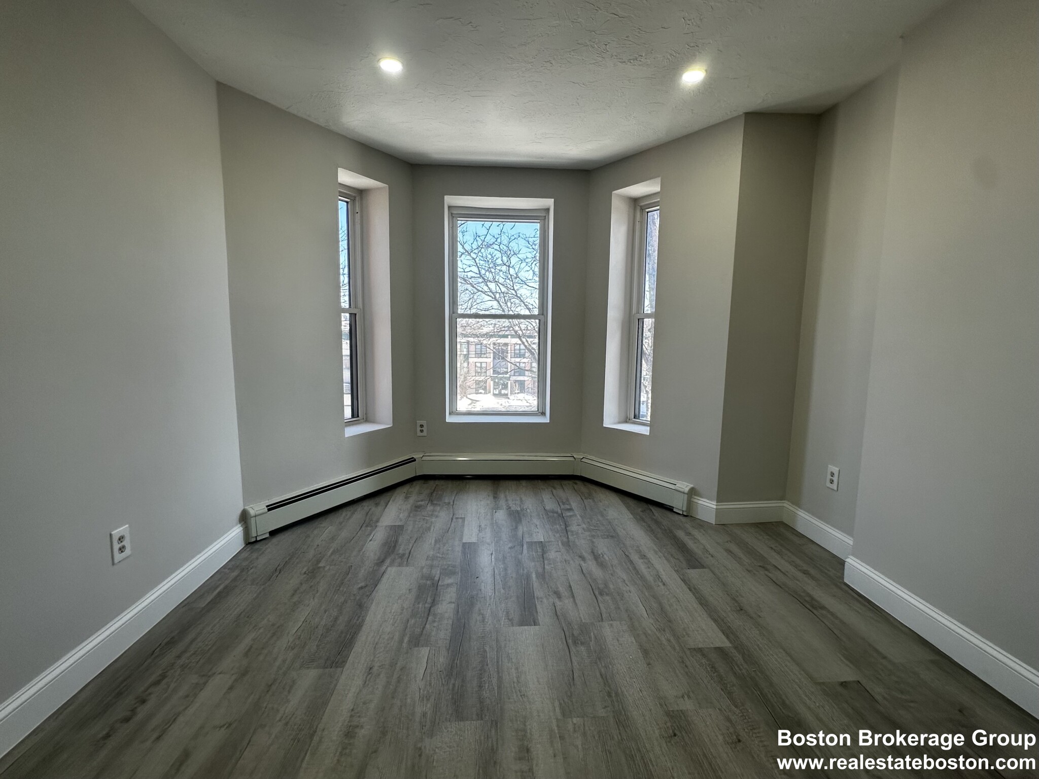 Photos of apartment on Hammond St.,Boston MA 02120