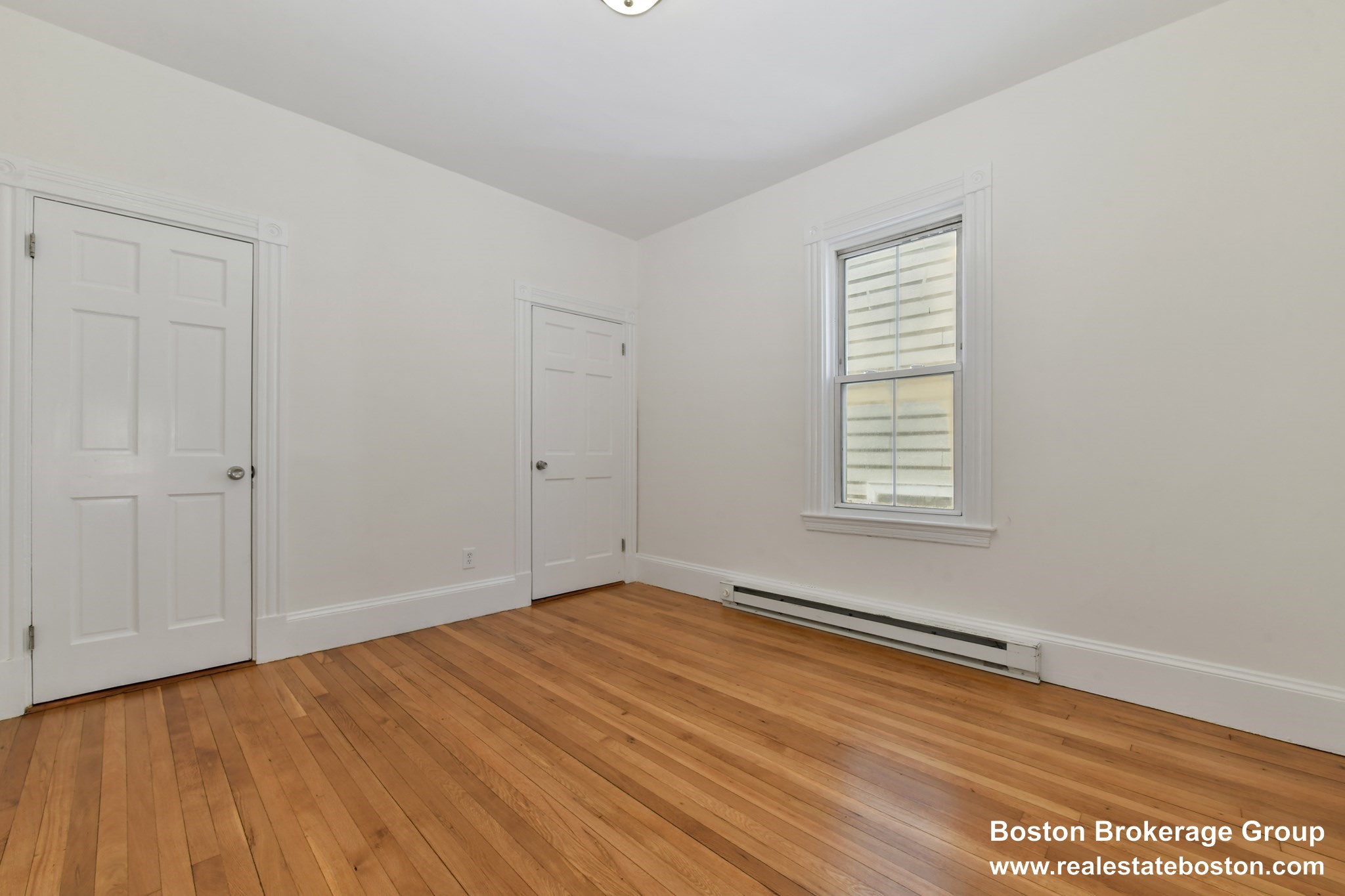Photos of apartment on Mount Vernon,Boston MA 02125
