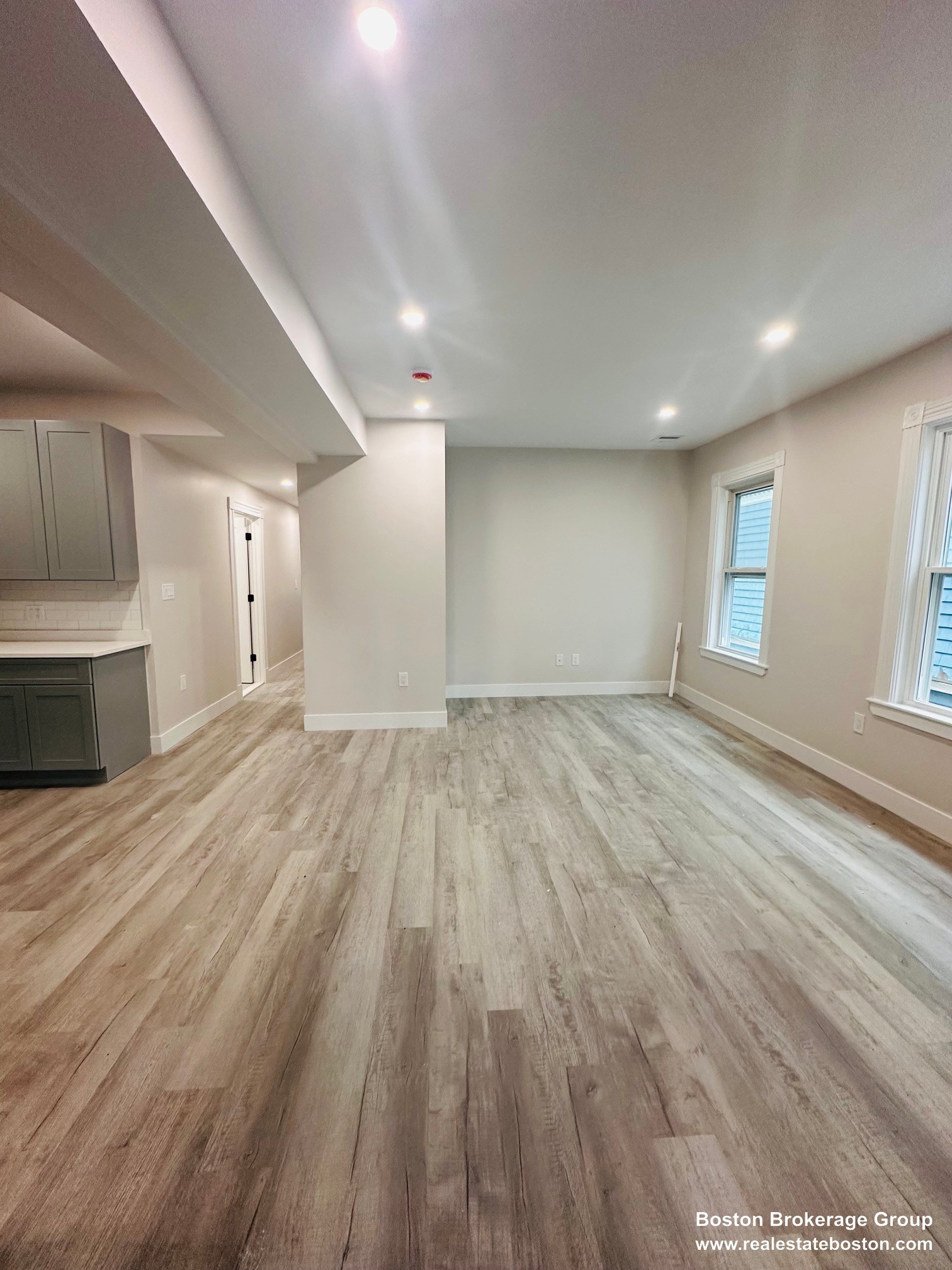 Photos of apartment on Columbia Rd.,Boston MA 02125