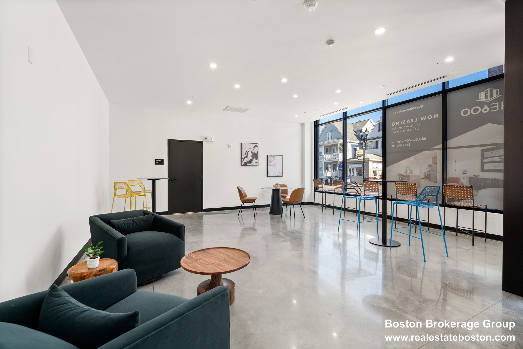 Photos of apartment on Broadway,Everett MA 