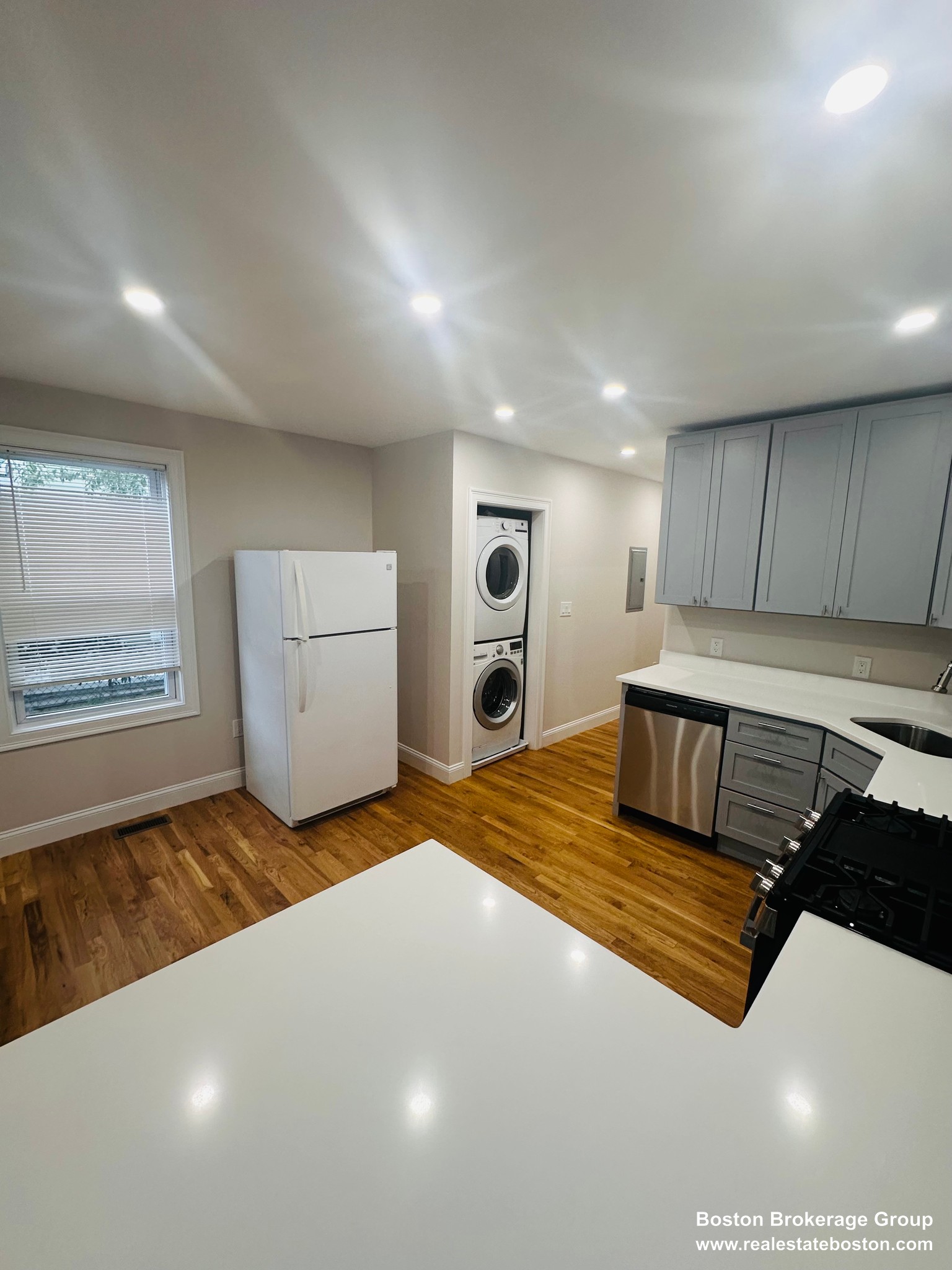 Photos of apartment on Buttonwood St.,Boston MA 02125