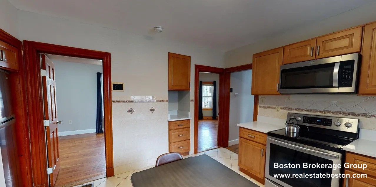 Photos of apartment on Groom St.,Boston MA 02125