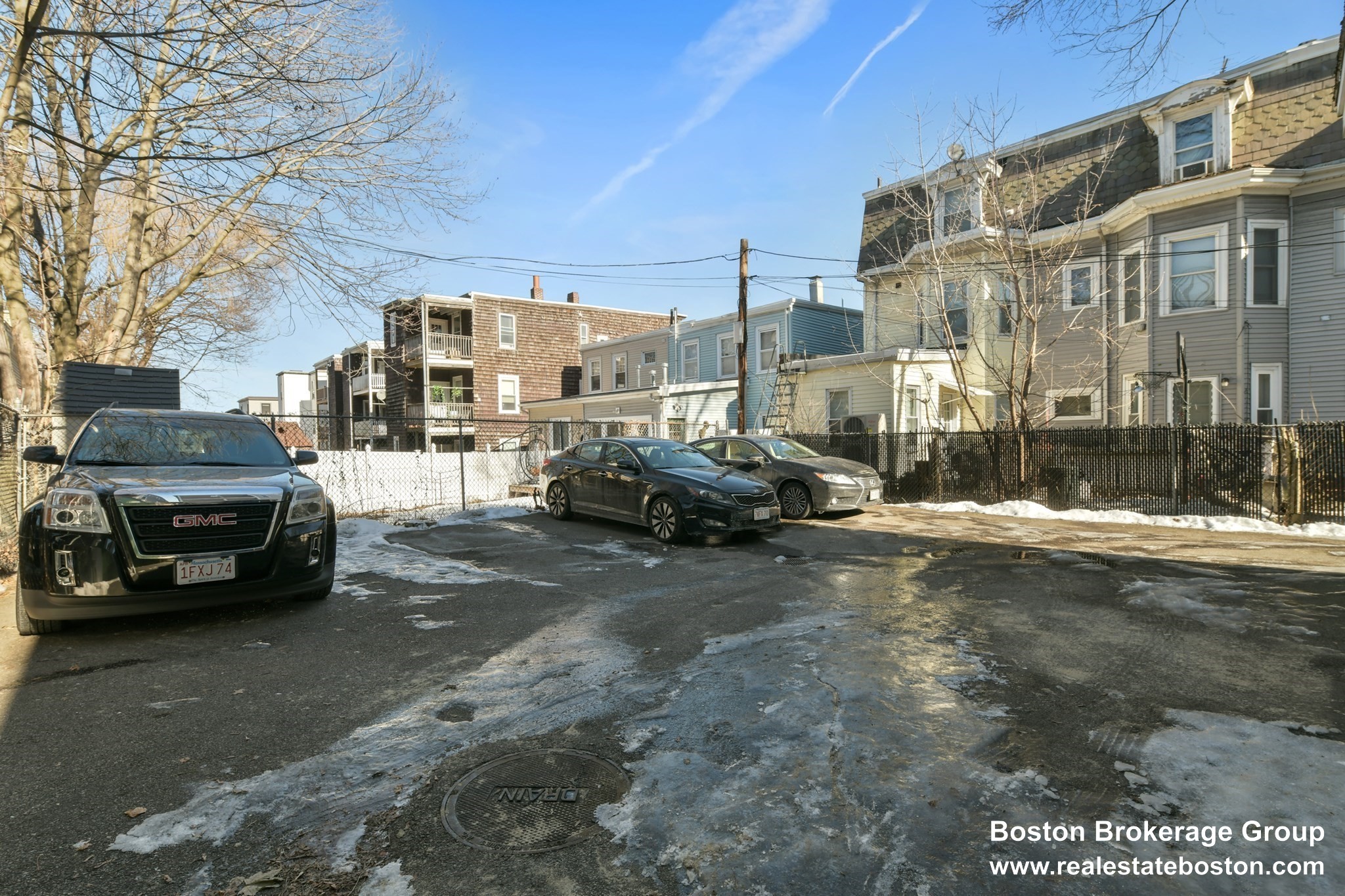 Photos of apartment on Mount Vernon,Boston MA 02125