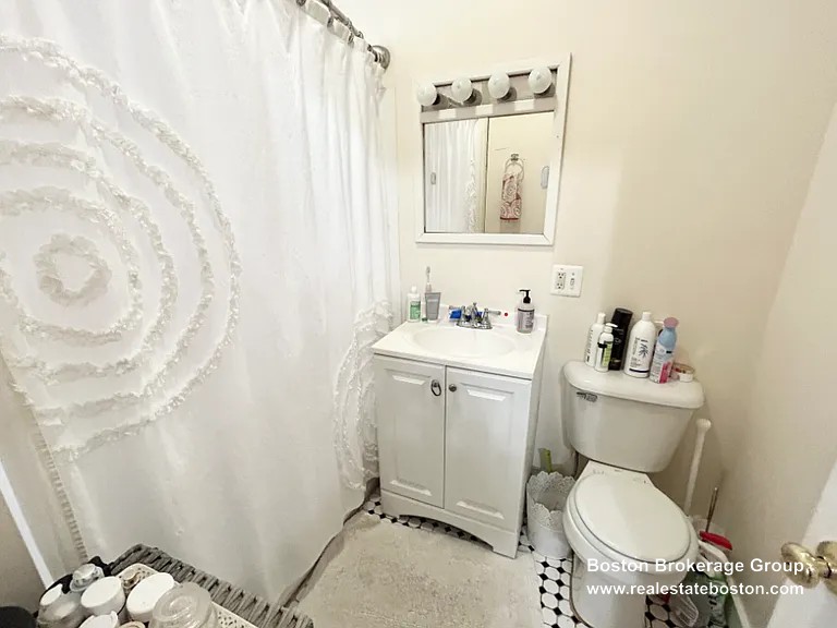 Photos of apartment on Hemenway St.,Boston MA 02115