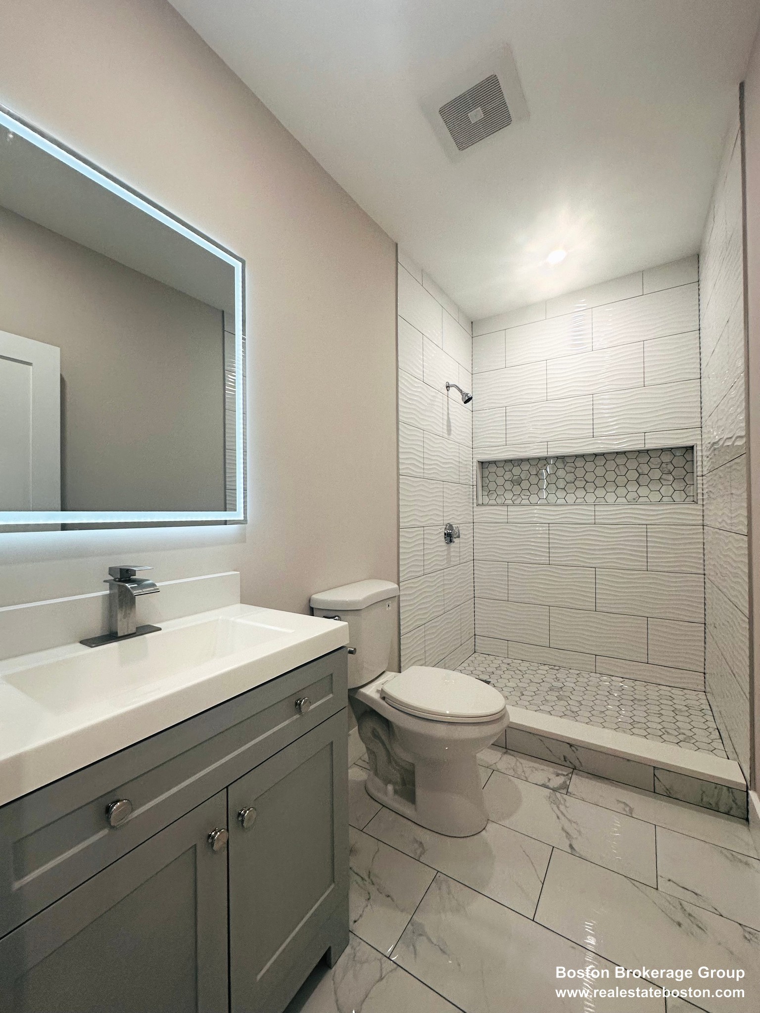 Photos of apartment on Pond St.,Boston MA 02125