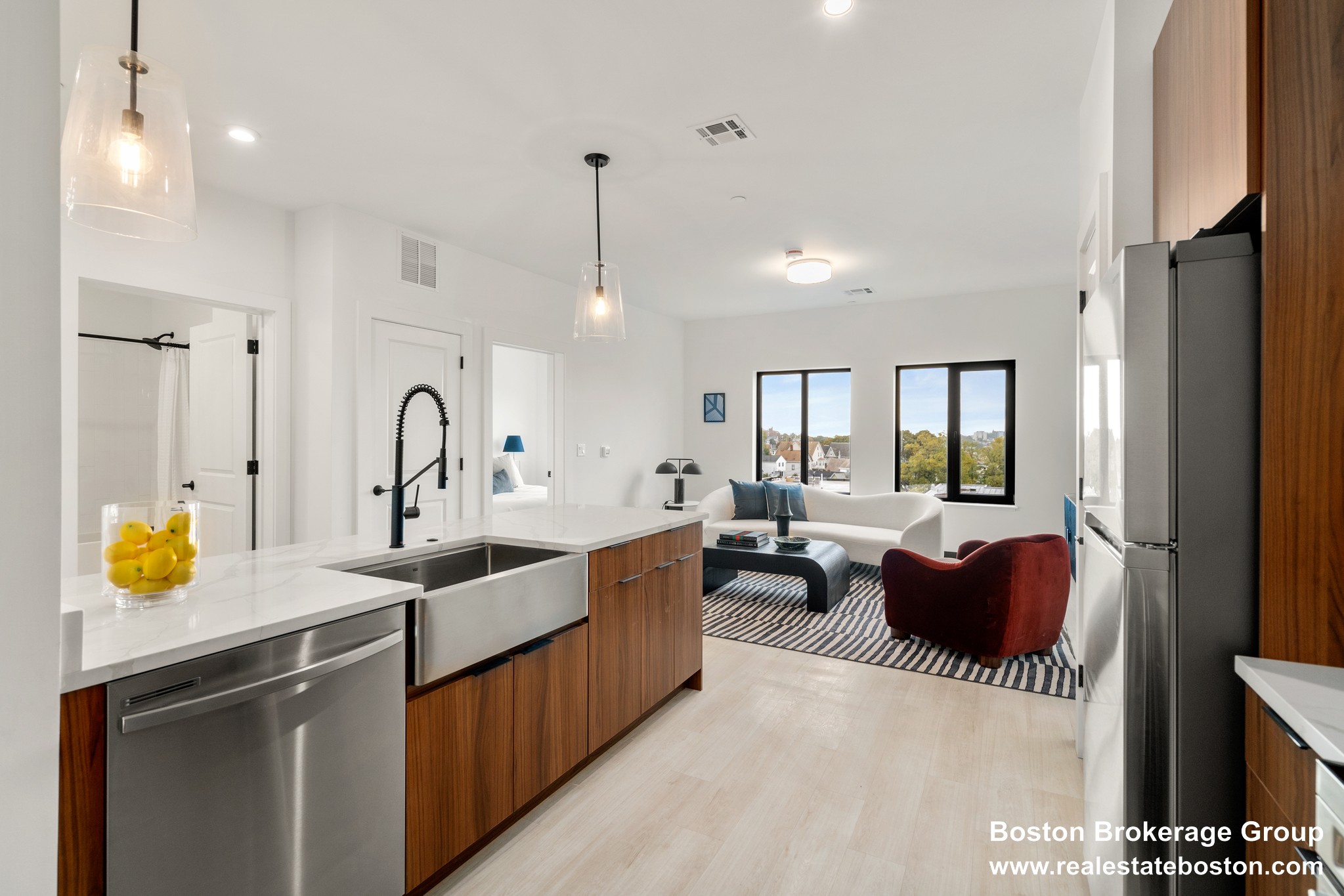 Photos of apartment on Broadway,Everett MA 02149