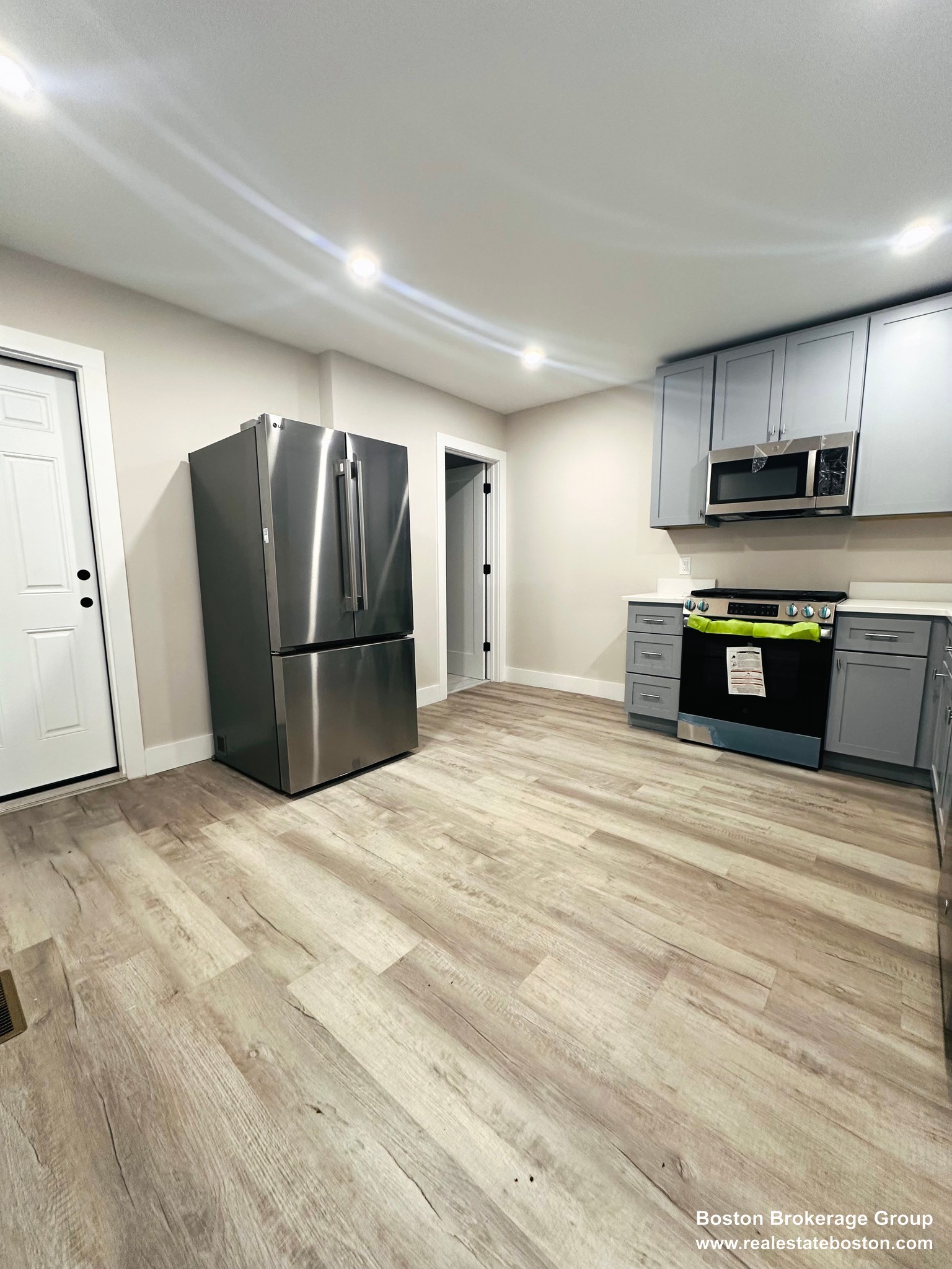 25 Harbor View St. — Dorchester