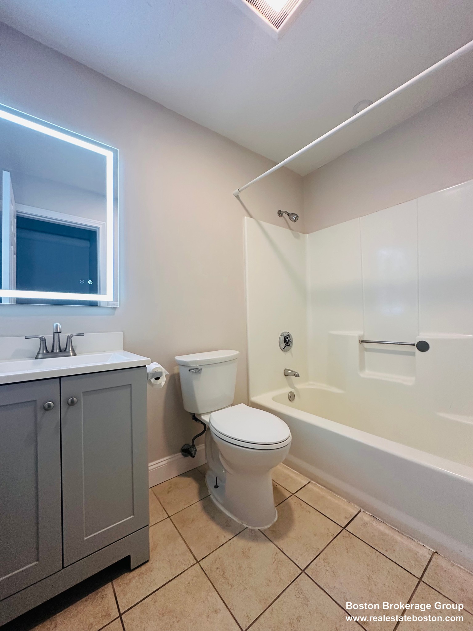 Photo 6 of 13 Ruggles St. Unit 3