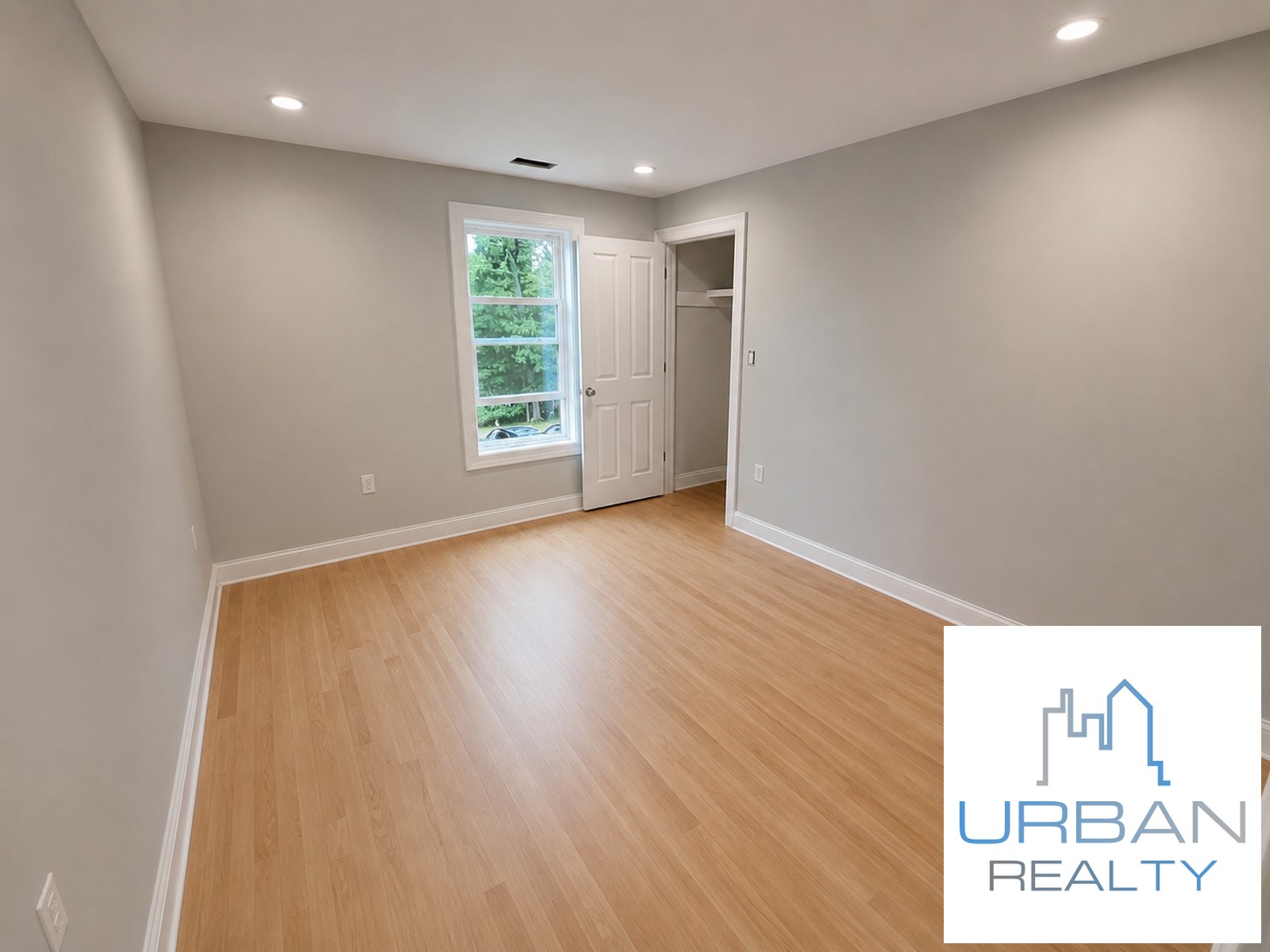 Photos of apartment on FOSTER,Boston MA 02135