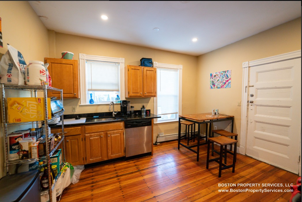 Photos of apartment on Hillside,Boston MA 02120