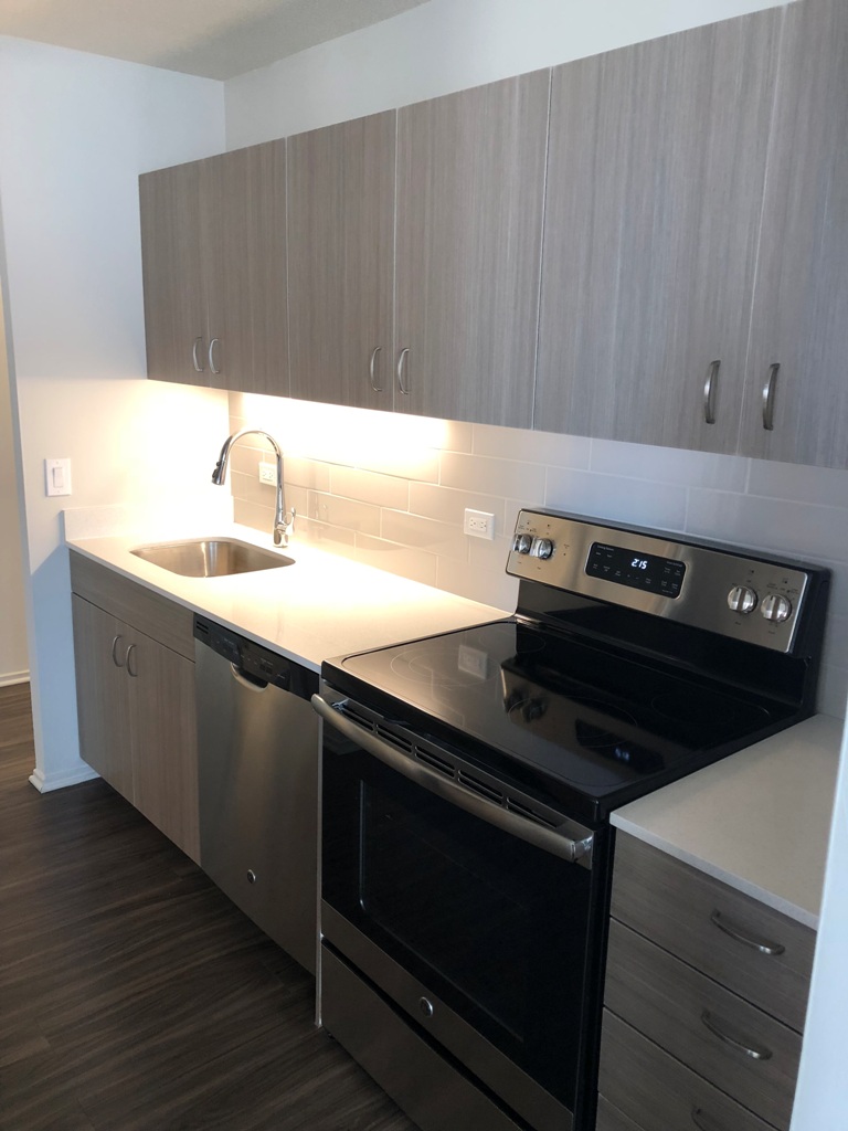 2 Beds, 2 Baths apartment in Chicago, Gold Coast for $3,135