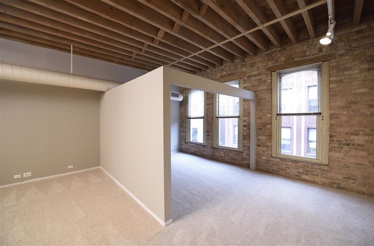 1 BED SLEEP LOFT IN OLD TOWN