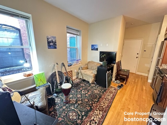 25 Charter St, North End