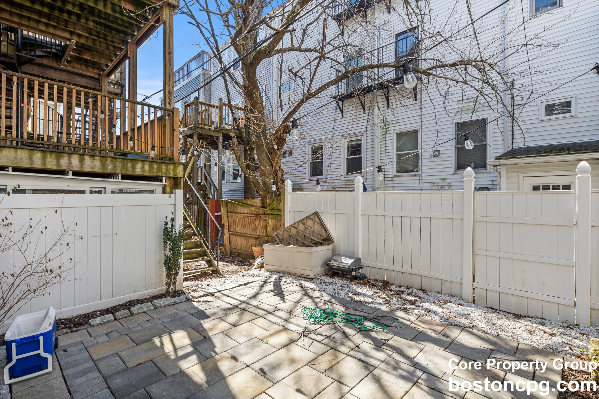 3 Brewster St, South Boston