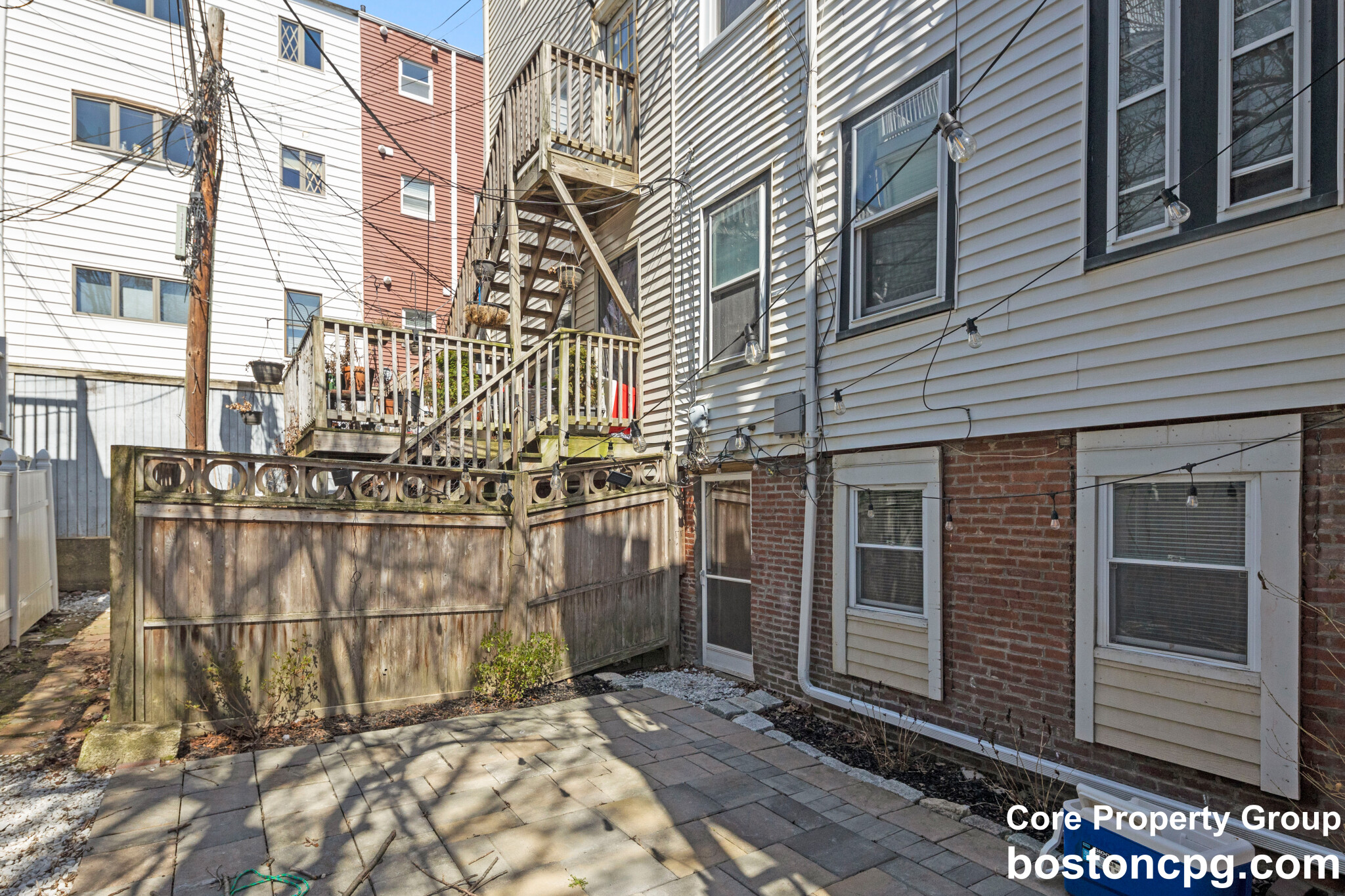 3 Brewster St, South Boston