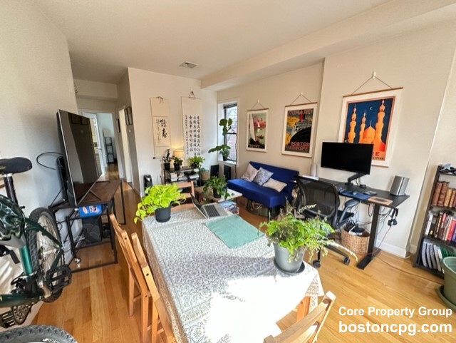 21 Charter St, North End