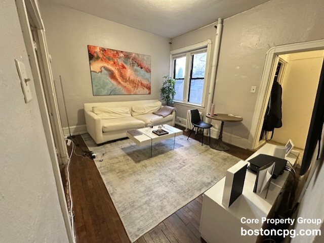 https://ygl-photos.s3.us-west-004.backblazeb2.com/5856W67f67fd2485d9.jpg