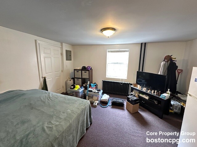 https://ygl-photos.s3.us-west-004.backblazeb2.com/5856W68000b7222873.jpg