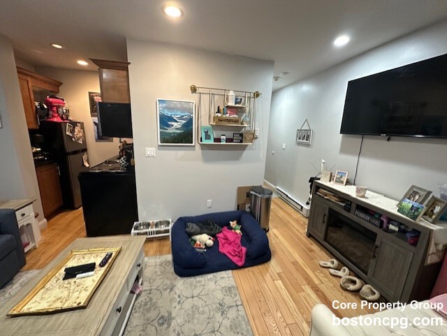https://ygl-photos.s3.us-west-004.backblazeb2.com/5856W682ca99a62661.jpg