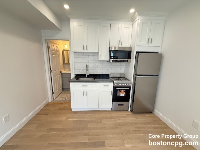 130 Salem - 2,000USD / month