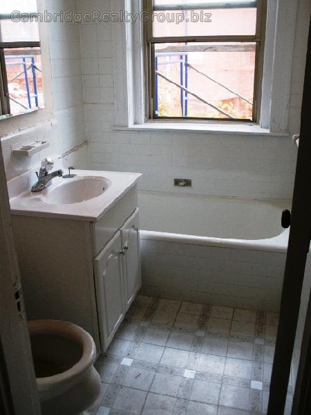 1610 Massachusetts Ave, Harvard Square