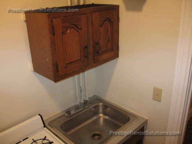 368 Riverway, Mission Hill