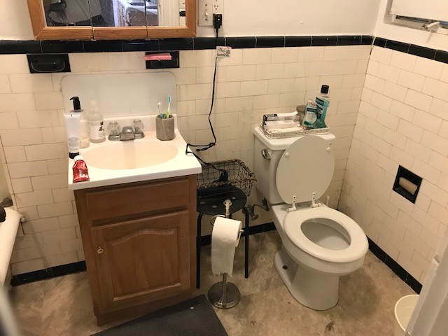 Photos of apartment on Commonwealth Ave.,Boston MA 