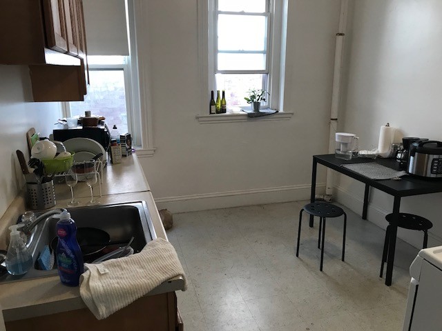 Photos of apartment on Commonwealth Ave.,Boston MA 