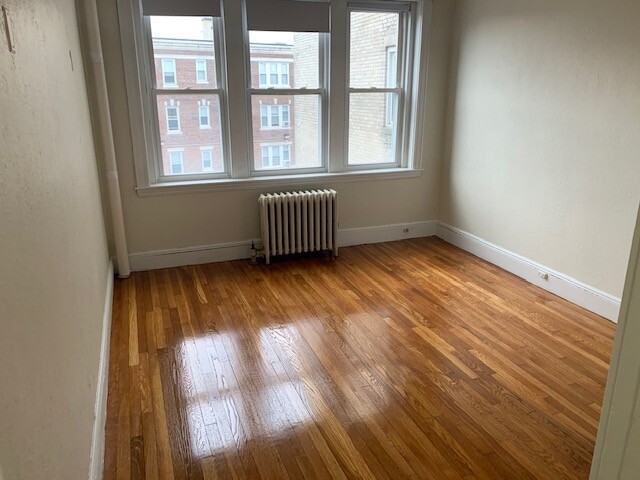 1800 Commonwealth Ave, Brighton