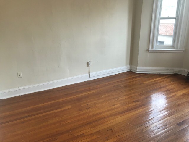 1175 Boylston St, Fenway