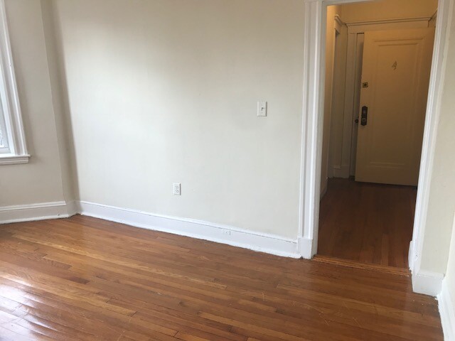 1175 Boylston St, Fenway