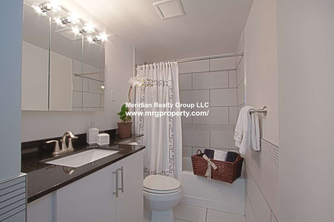 1575 Tremont St, Mission Hill