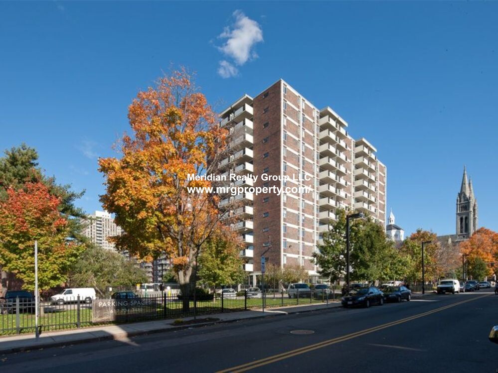 1575 Tremont St, Mission Hill