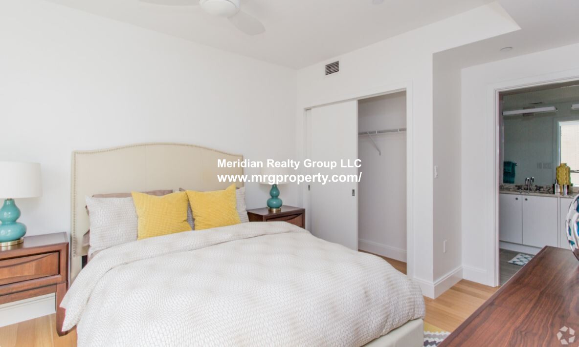 1480 Tremont St, Mission Hill