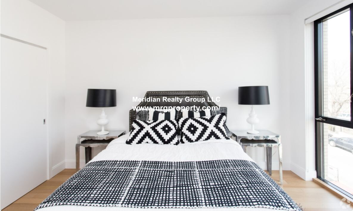 1480 Tremont St, Mission Hill