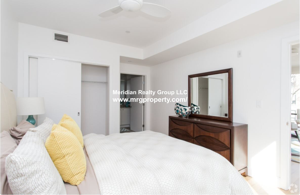 1480 Tremont St, Mission Hill