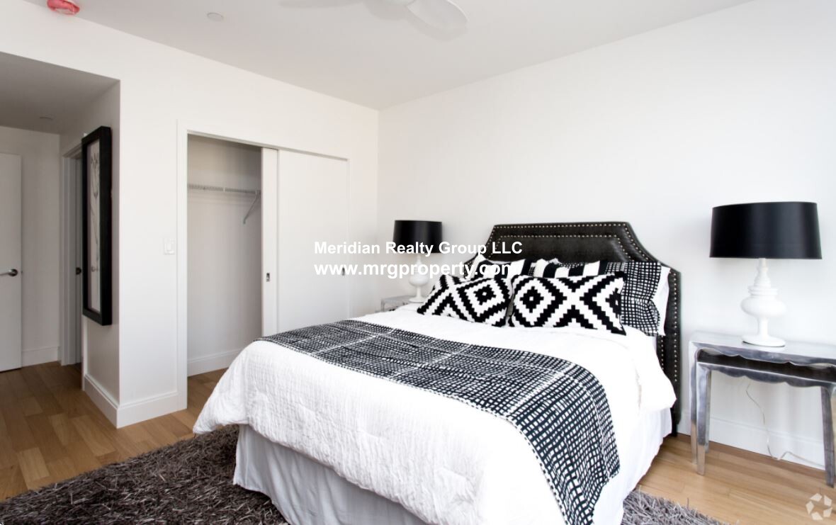 1480 Tremont St, Mission Hill