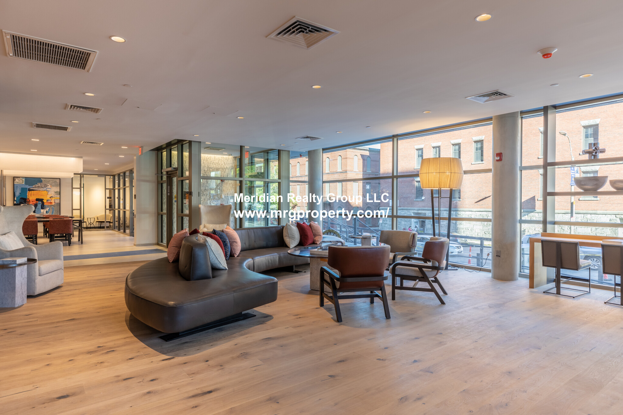 95 Saint Alphonsus St, Mission Hill